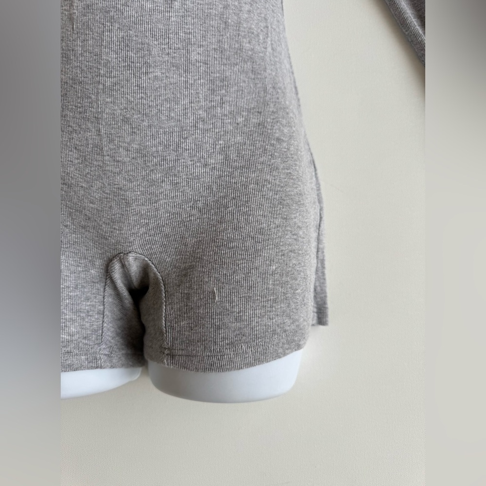 ✨Gray Long Sleeve Romper✨ - Picture 9 of 12